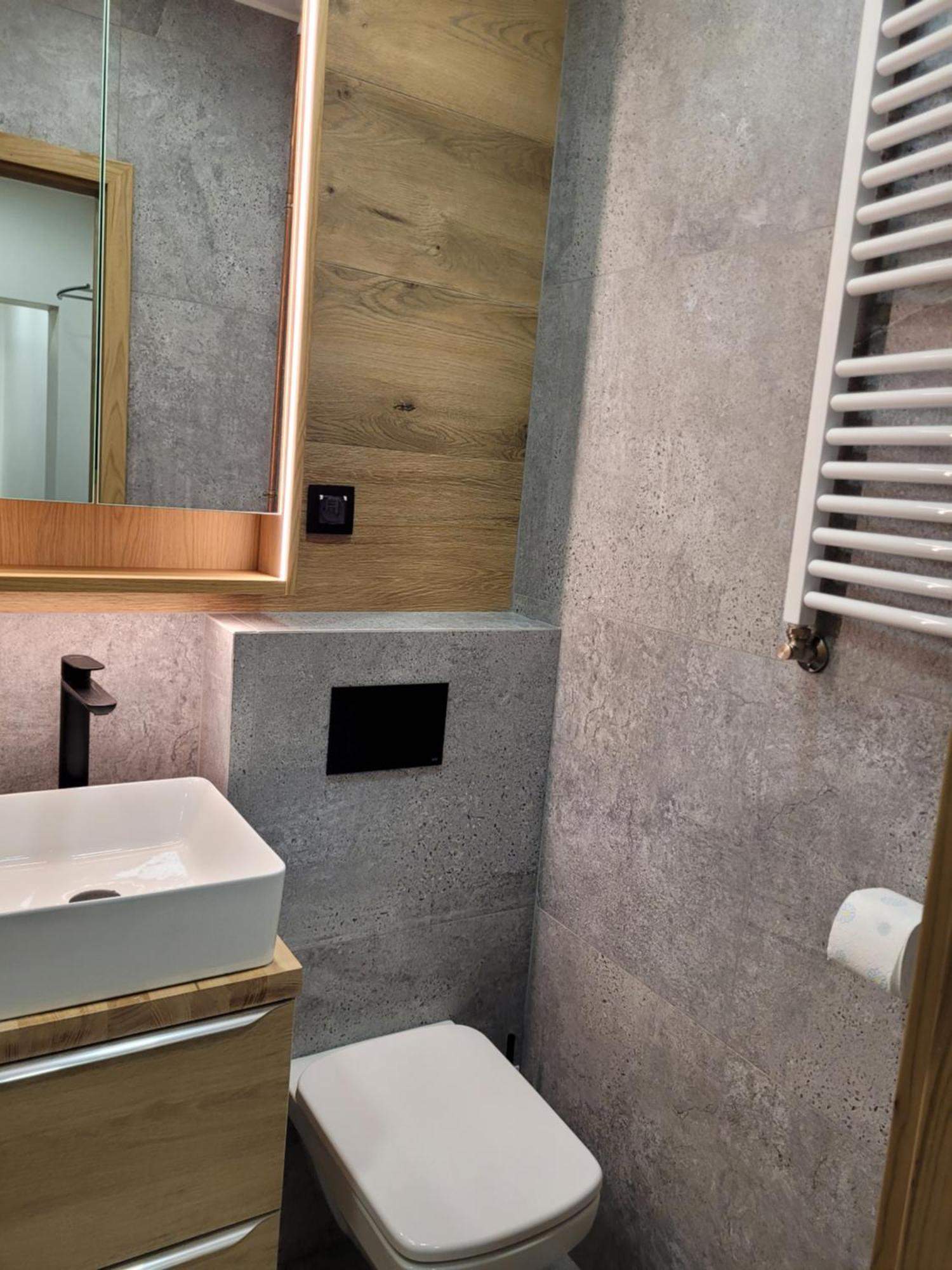 Apartament Radiostacja III Z Ogrodkiem, Parking Free Gliwice Luaran gambar